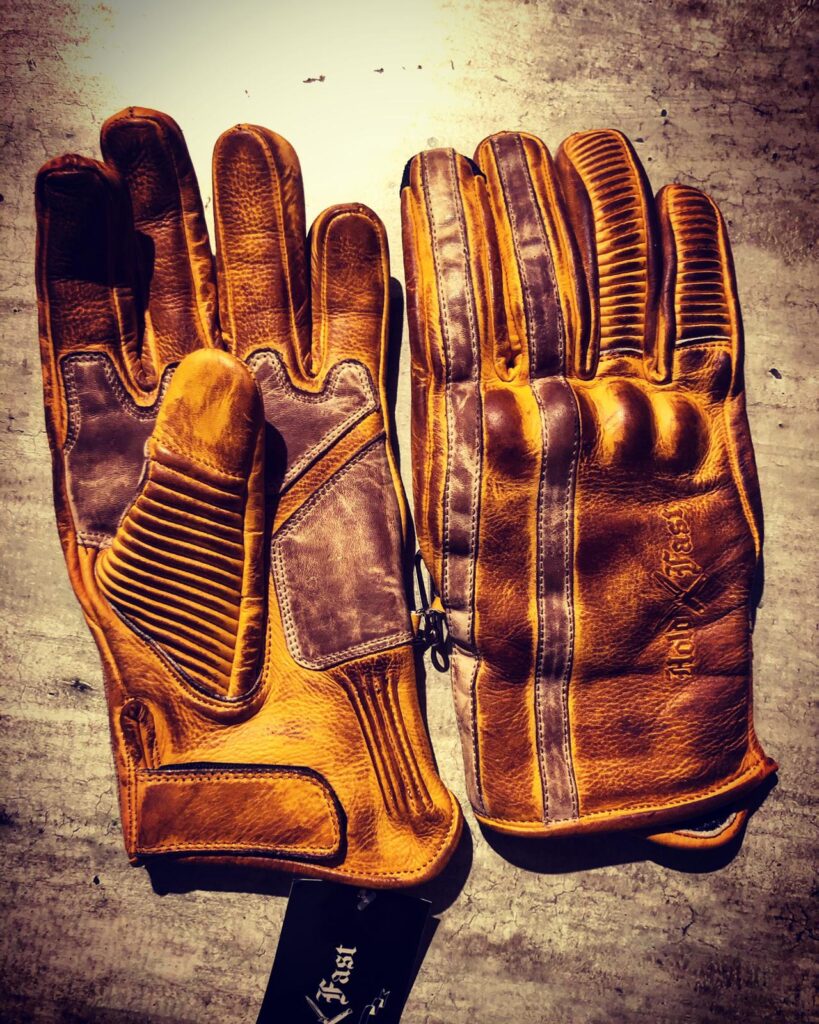 Caf&eacute;-Racer-Handschuhe Le Mans 1971 in Gelb