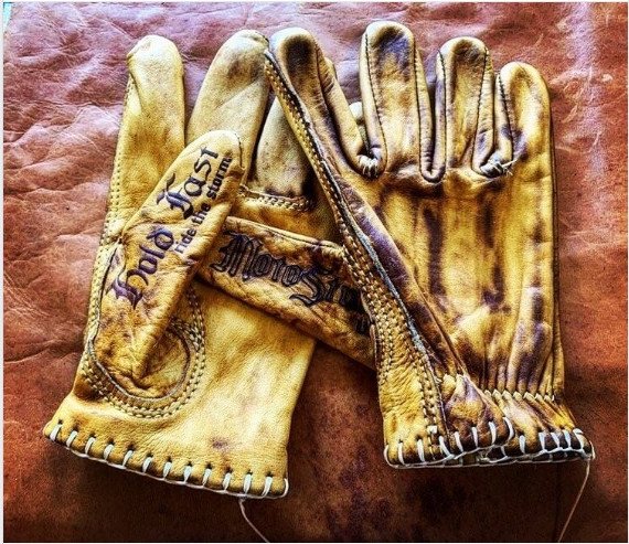 Vintage-Motorradhandschuhe Bronze 1936 Motostuka &mdash; Holdfast