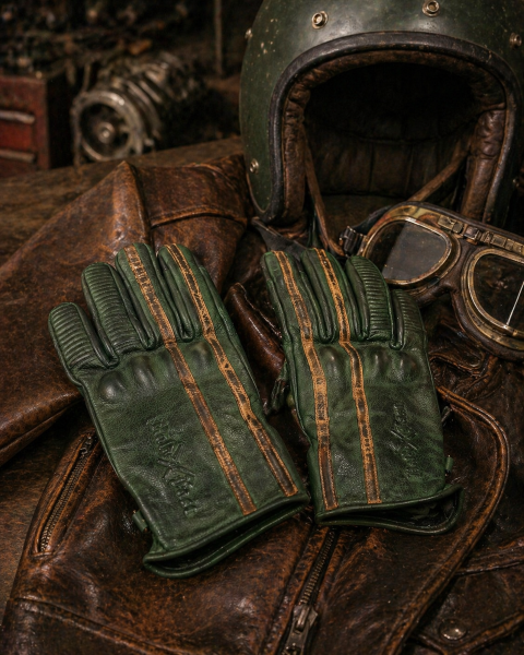 Motorradhandschuhe grün 1971 Le Mans Holdfast British Heritage