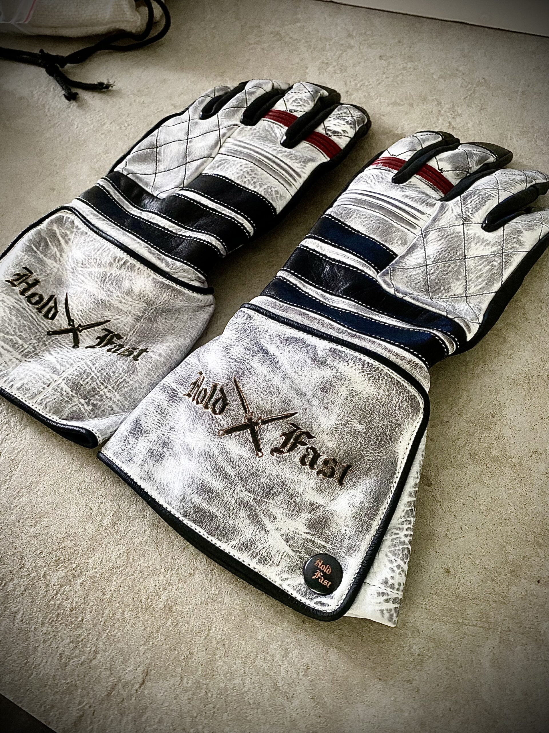 Shiro Oni Lederhandschuhe weiss vintage Holdfast